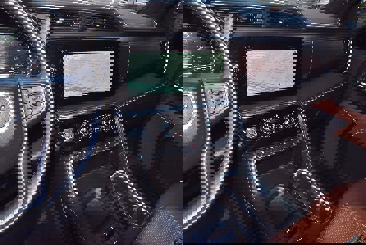 Used 2024 GMC Sierra 2500 Denali Ultimate image 26