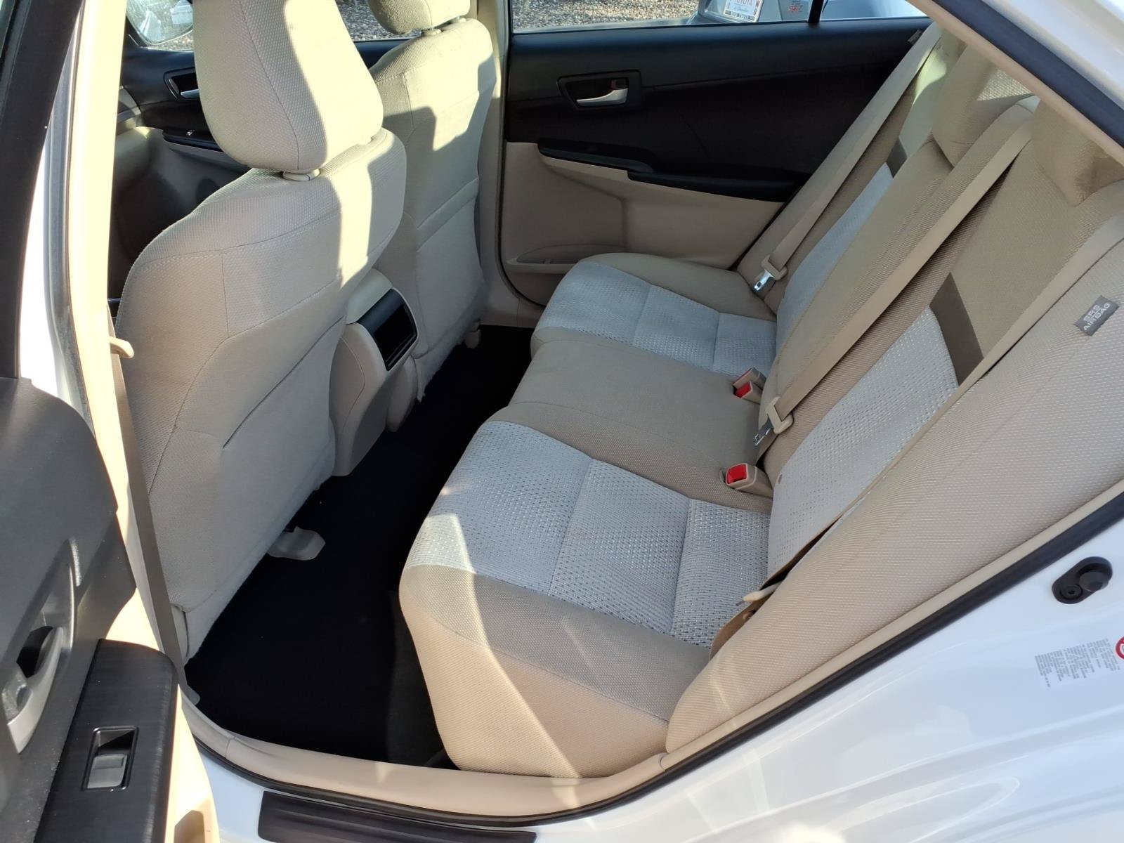 Used 2012 Toyota Camry LE FWD image 10