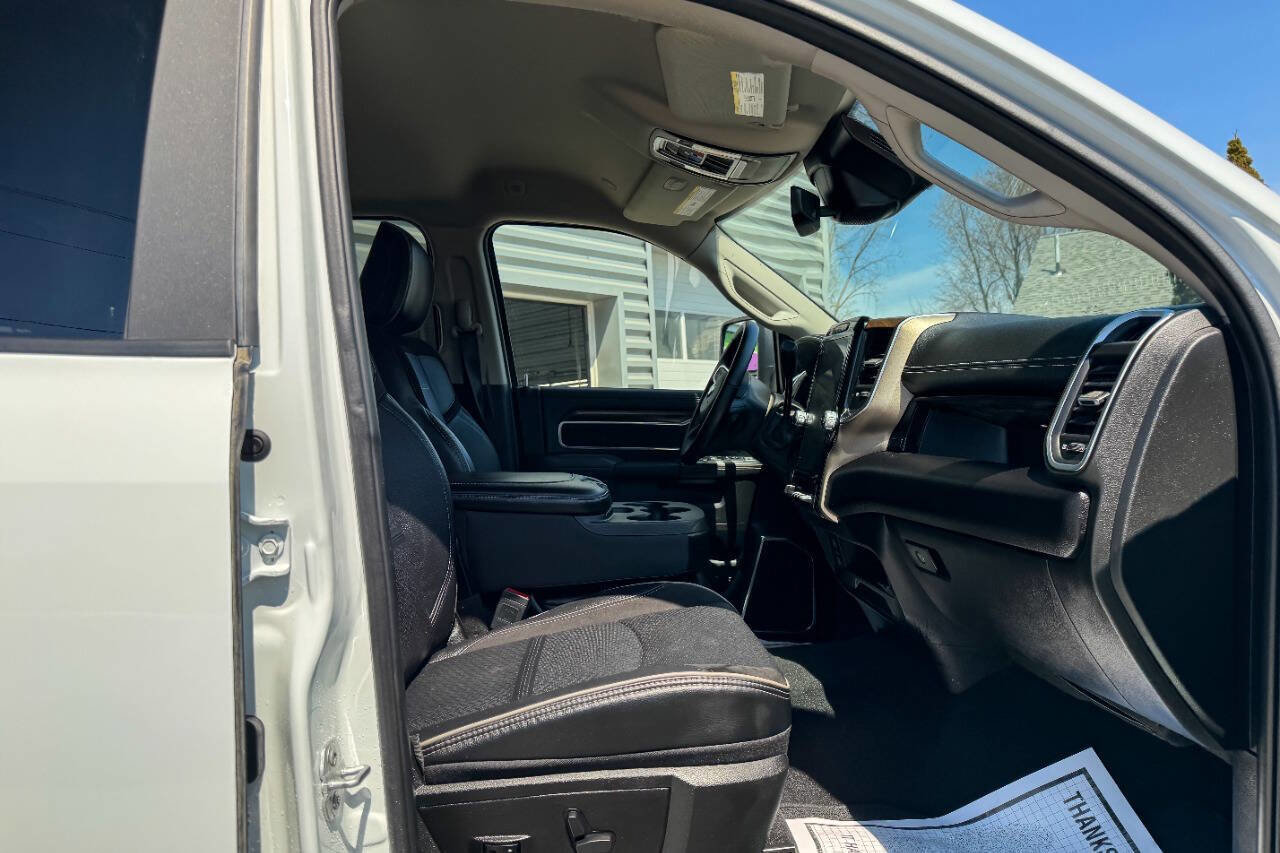 Used 2024 RAM 2500 Laramie w/ Safety Group AWD/4WD image 14