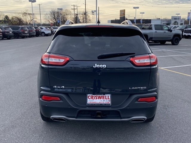 Used 2018 Jeep Cherokee Limited image 4