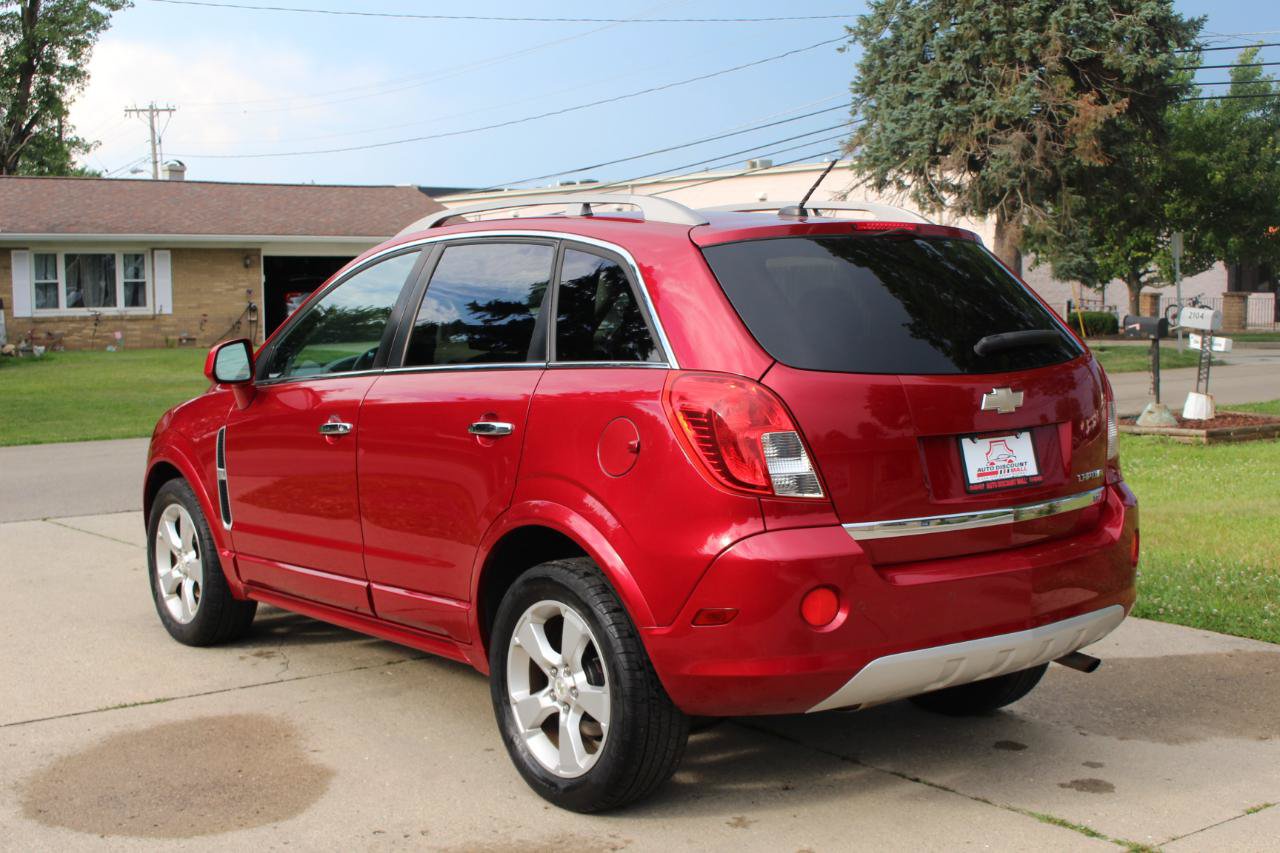 Used 2014 Chevrolet Captiva Sport LTZ FWD image 7