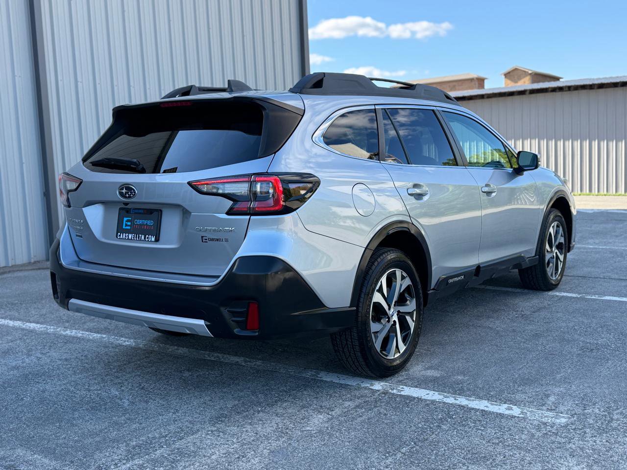 Used 2022 Subaru Outback Limited AWD/4WD image 5