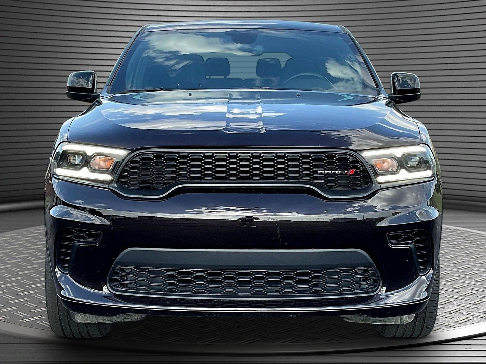 Used 2025 Dodge Durango GT AWD/4WD image 2
