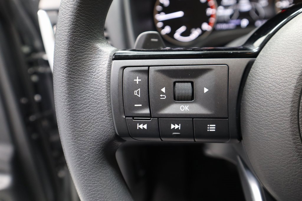 Certified 2023 Nissan Rogue SV image 31