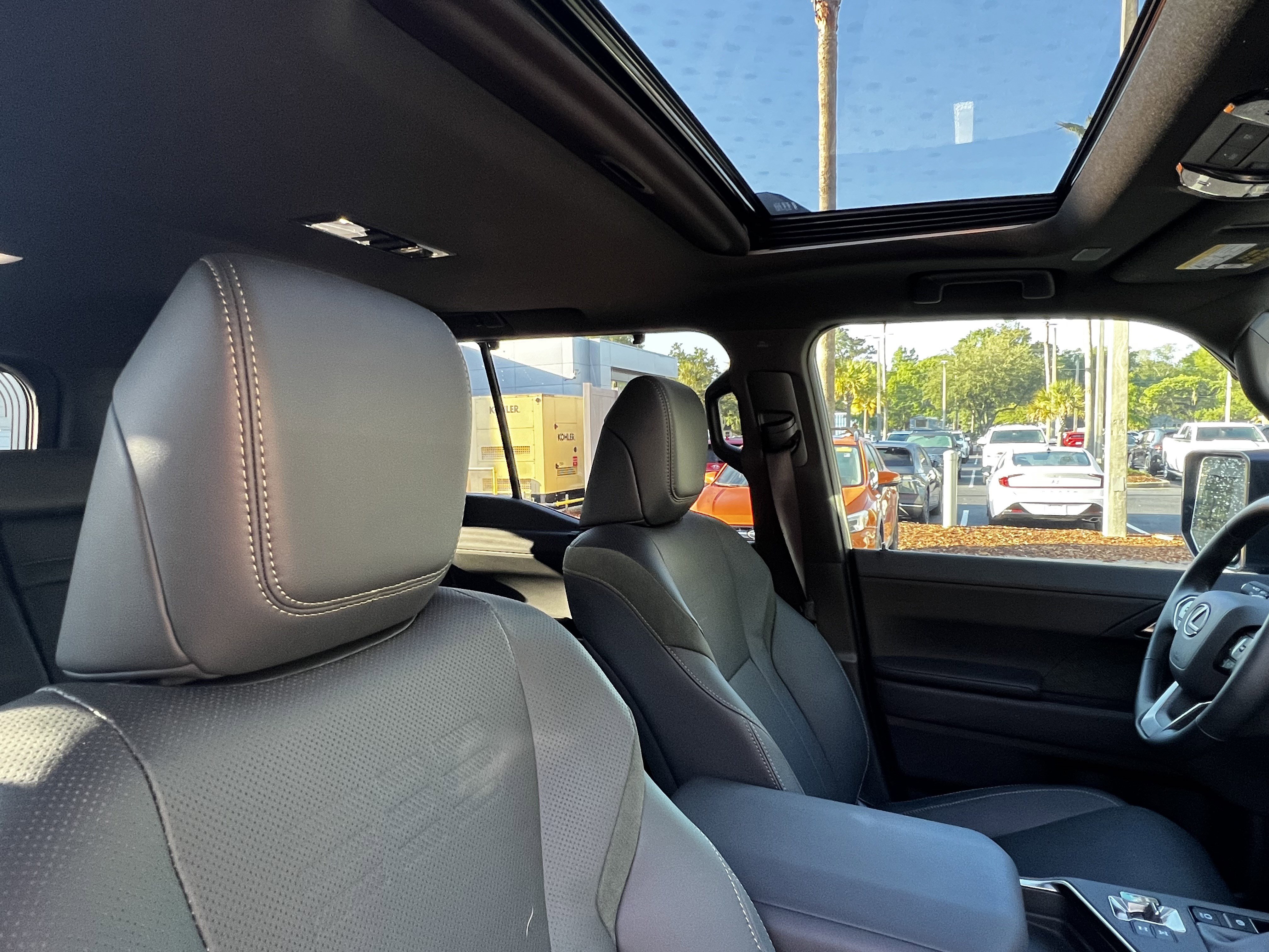 Certified 2026 Lexus GX 550 AWD/4WD image 48