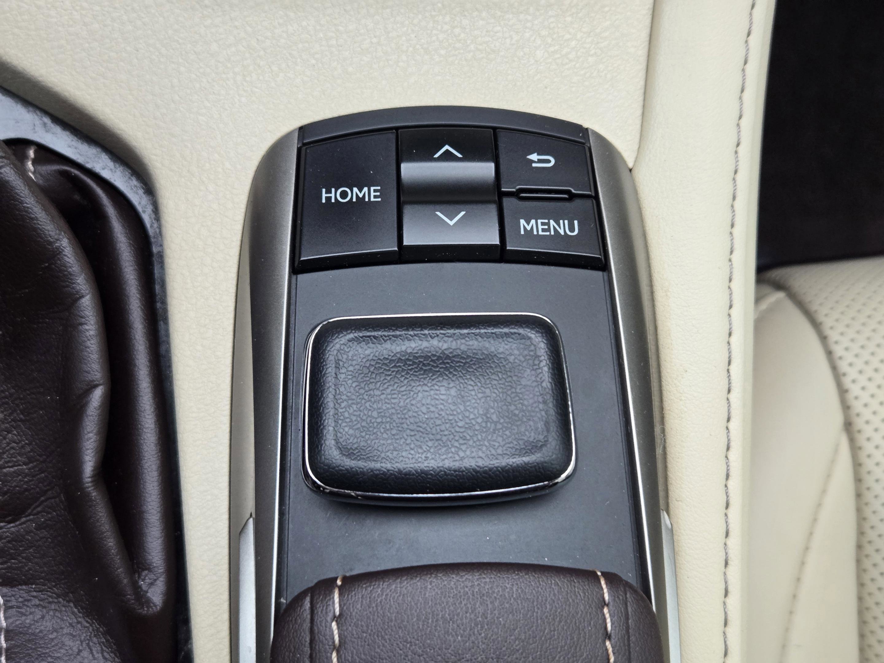 Used 2017 Lexus ES 350 w/ Luxury Package FWD image 18