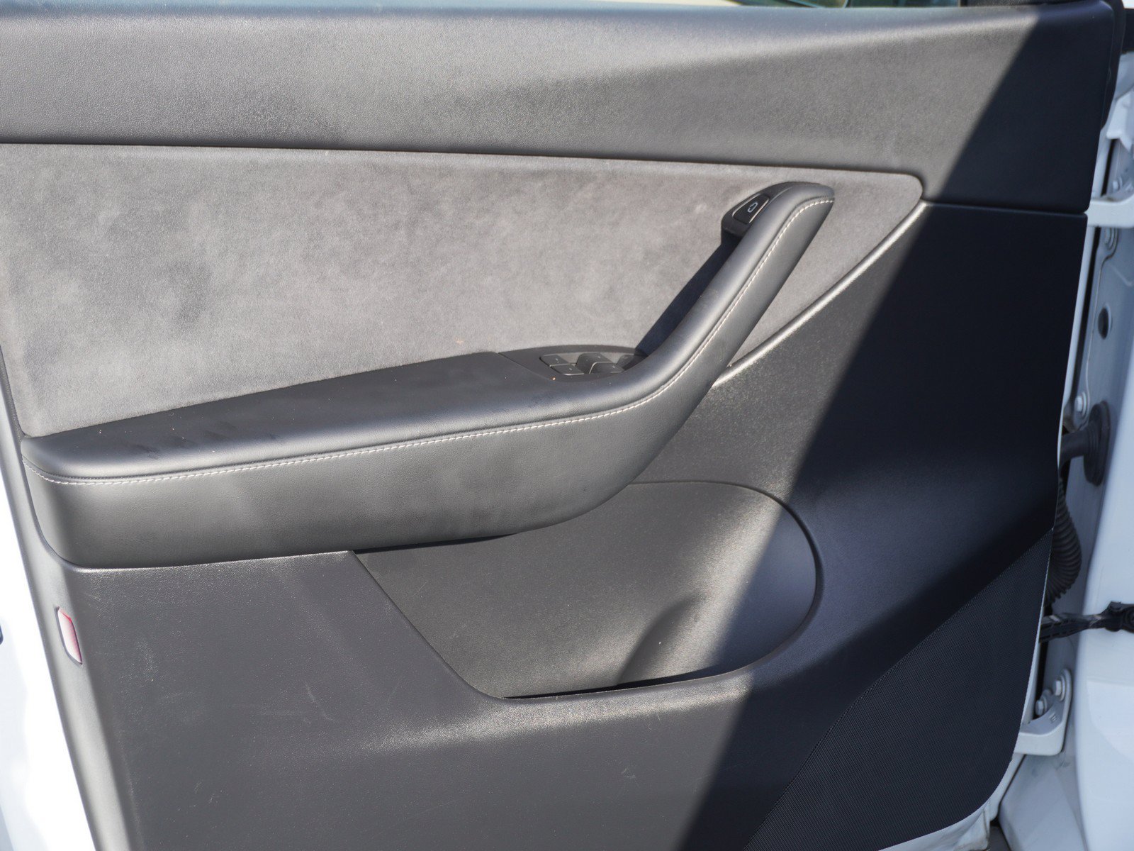 Used 2022 Tesla Model Y Performance AWD/4WD image 19