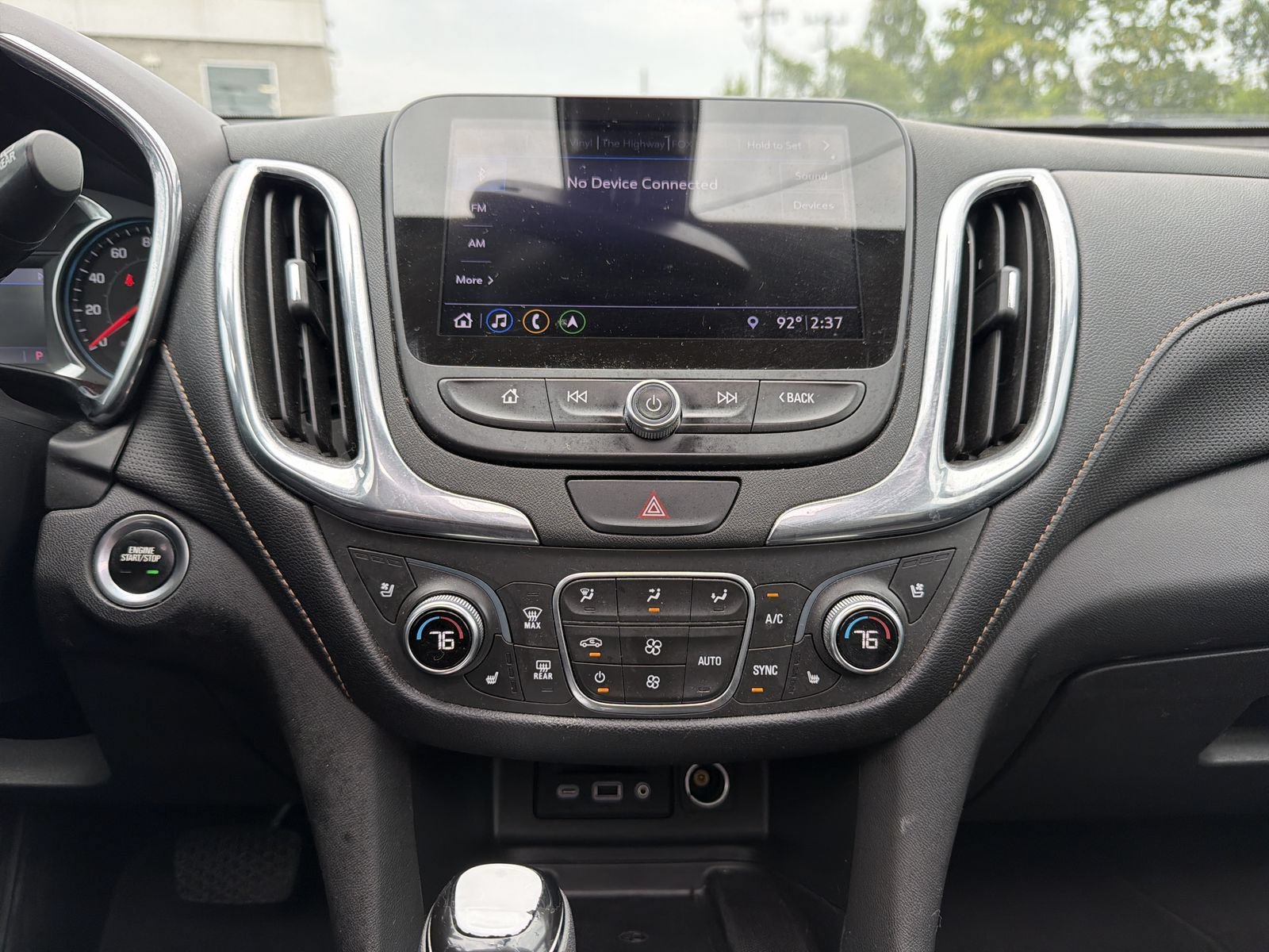 Used 2020 Chevrolet Equinox Premier AWD/4WD image 30