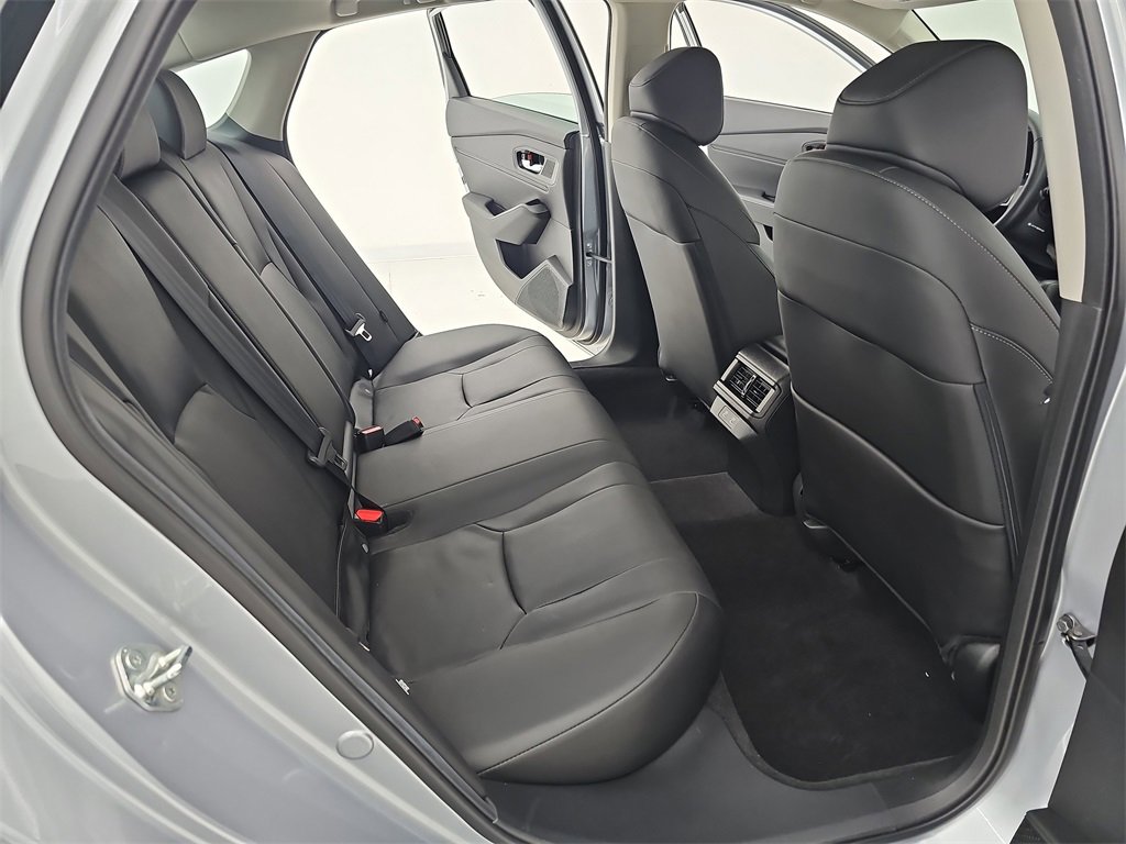 Used 2023 Honda Accord Touring image 13