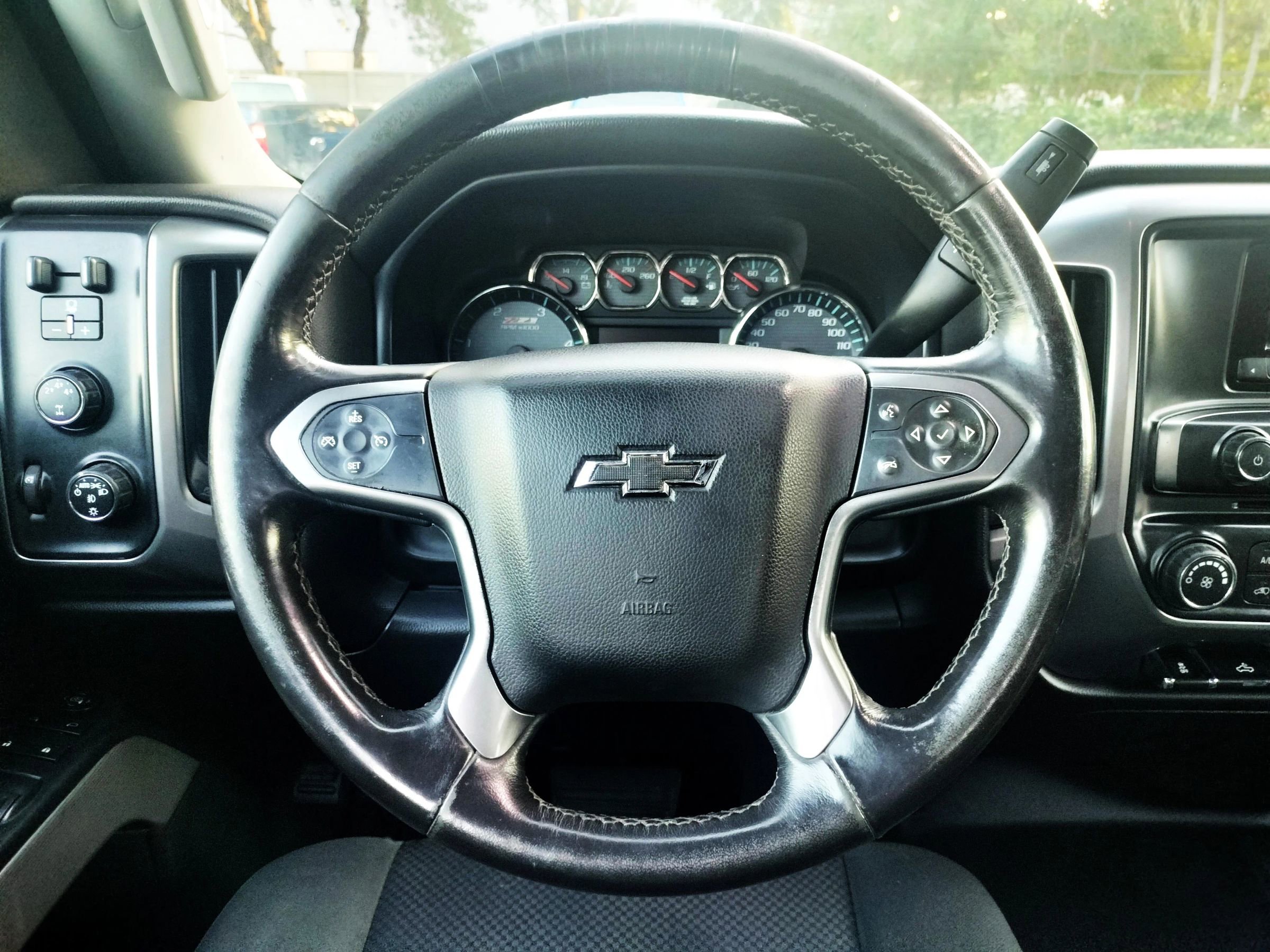 Used 2015 Chevrolet Silverado 2500 LT w/ Z71 Package, Off-Road AWD/4WD image 25