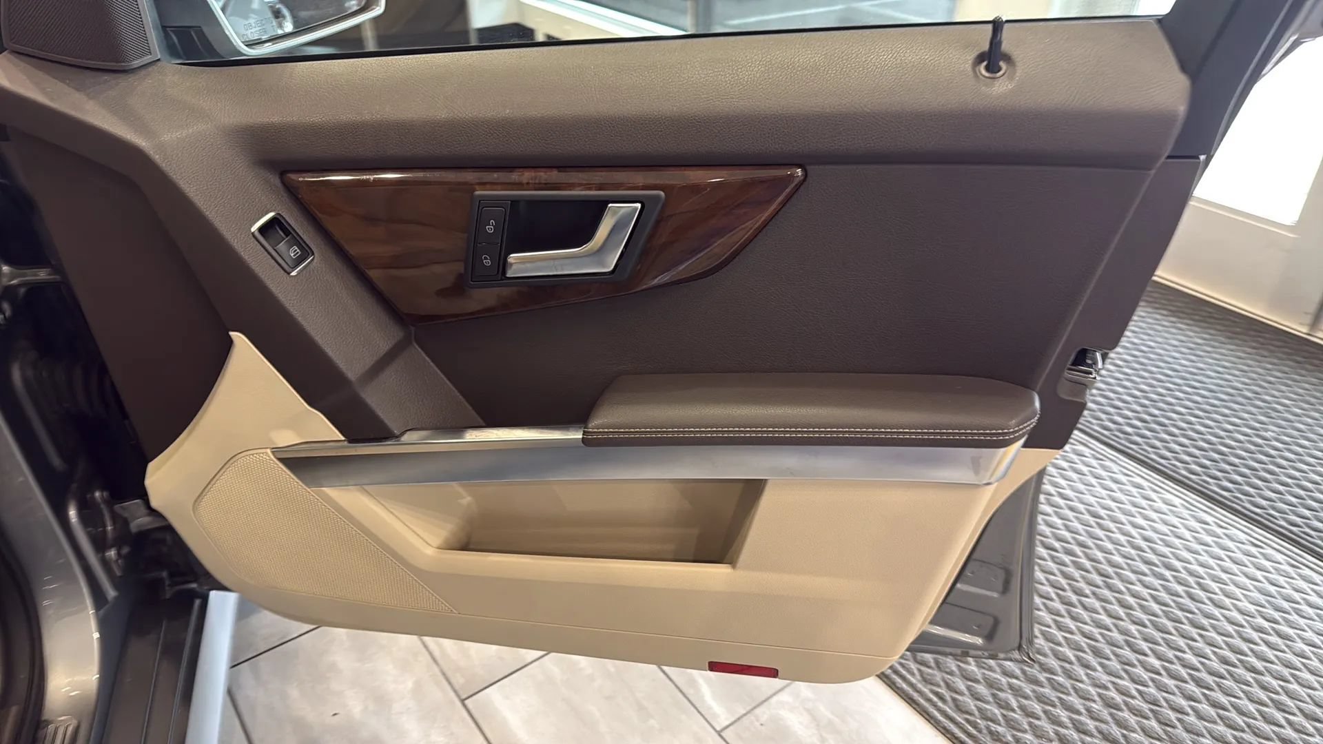 Used 2014 Mercedes-Benz GLK 350 2WD image 44