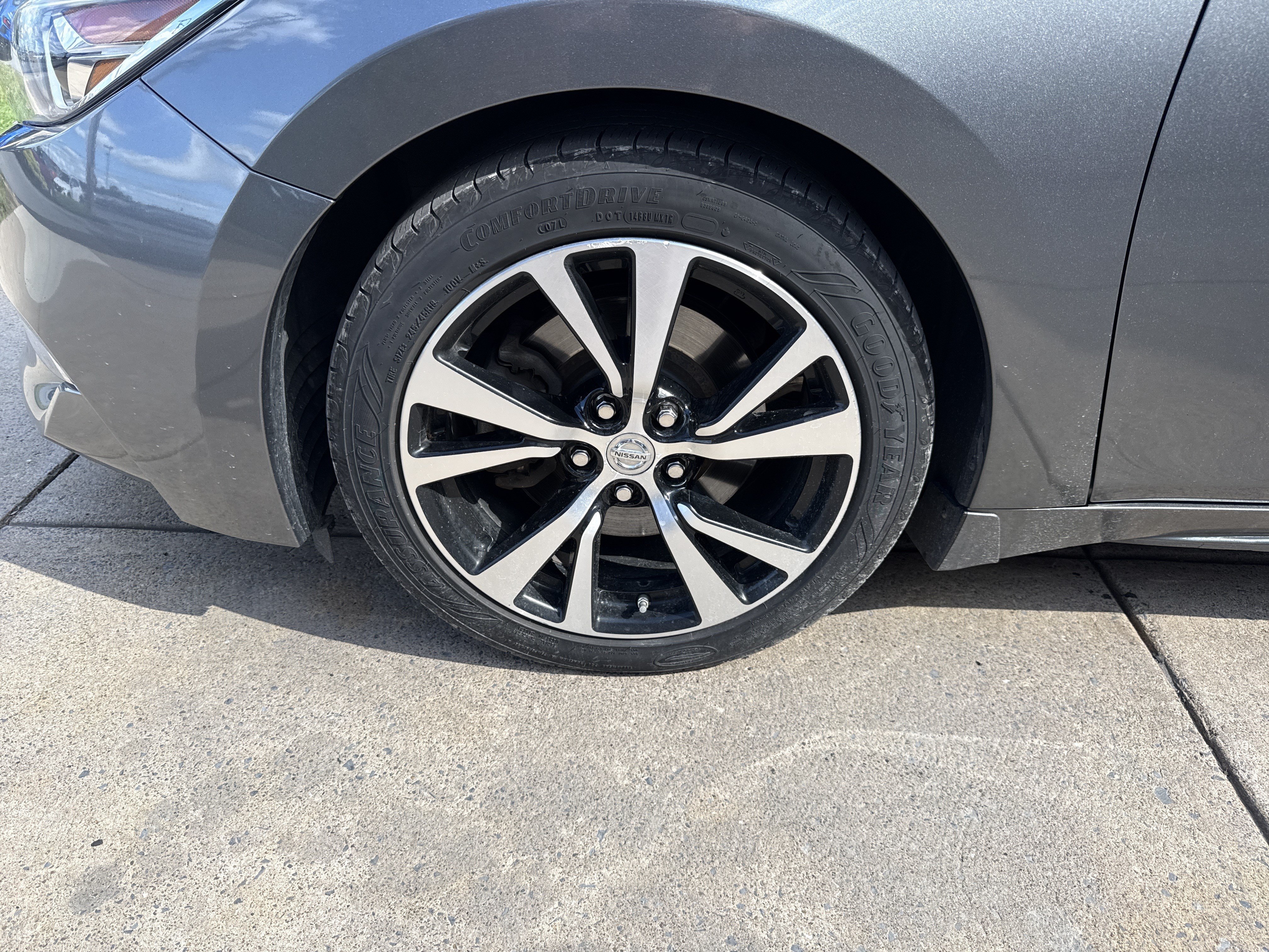 Used 2017 Nissan Maxima 3.5 SL FWD image 11