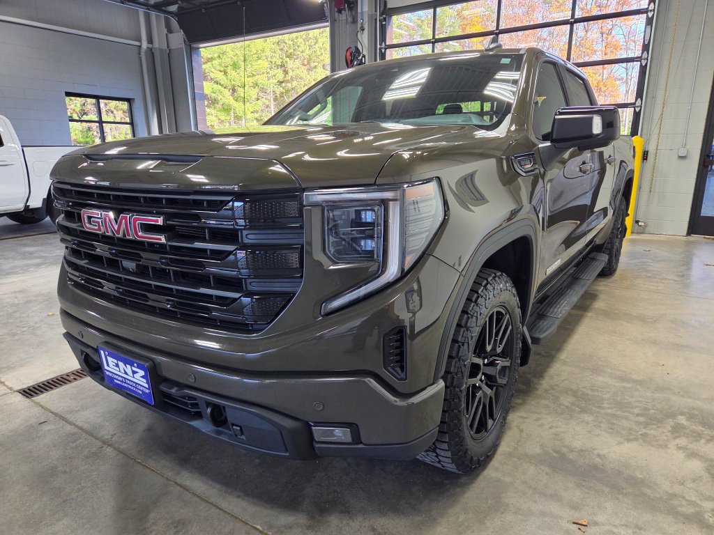 Used 2024 GMC Sierra 1500 Elevation w/ Elevation Premium Package AWD/4WD image 5