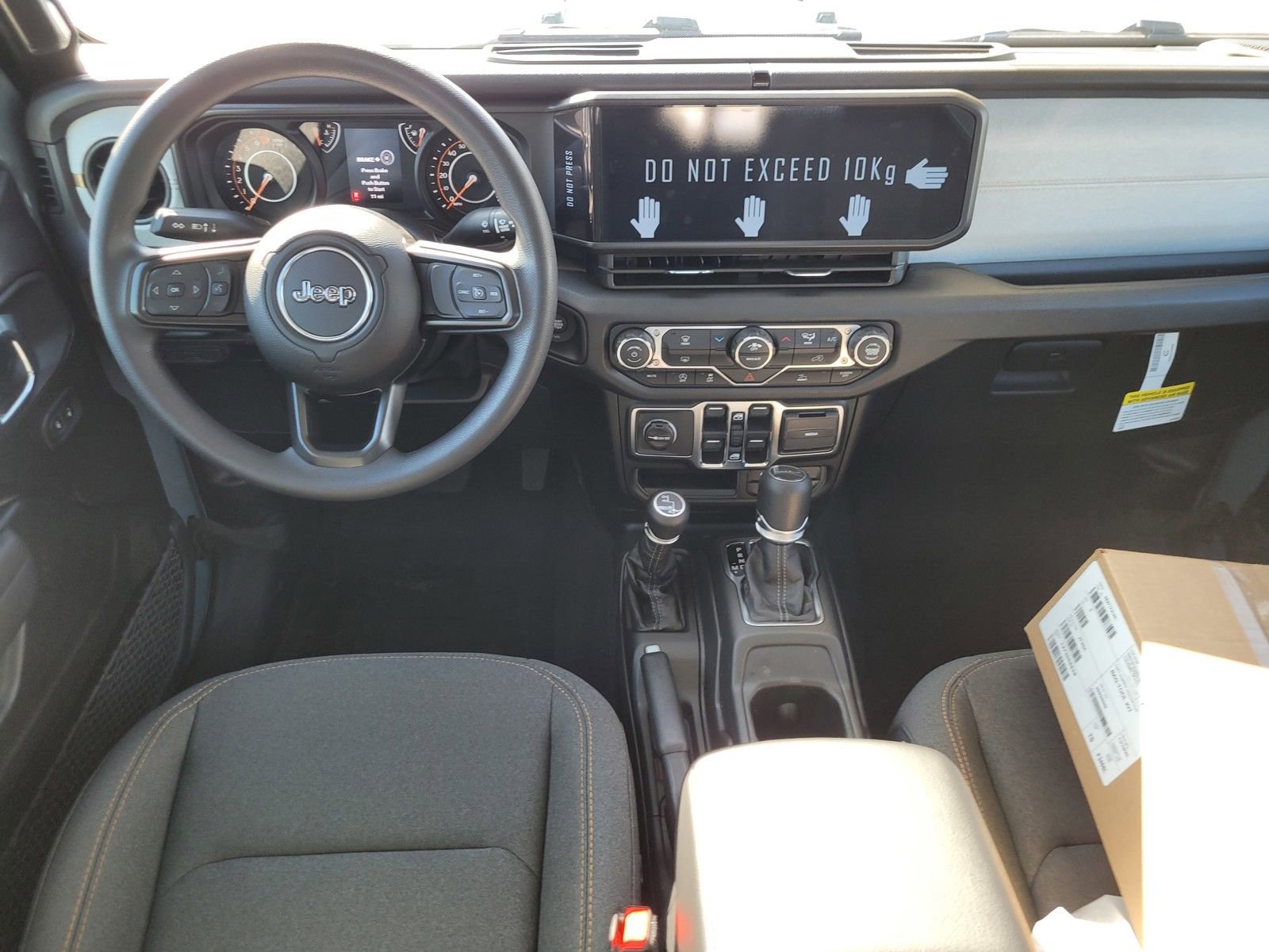 New 2026 Jeep Gladiator Sport image 9