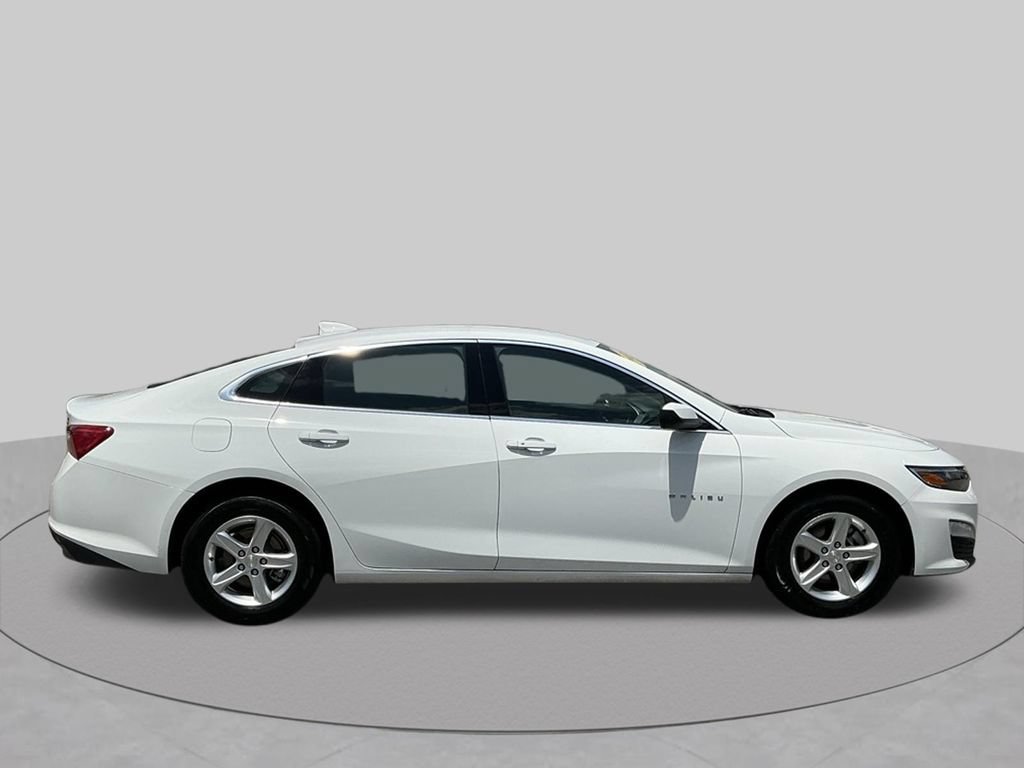 Used 2024 Chevrolet Malibu LT FWD image 14