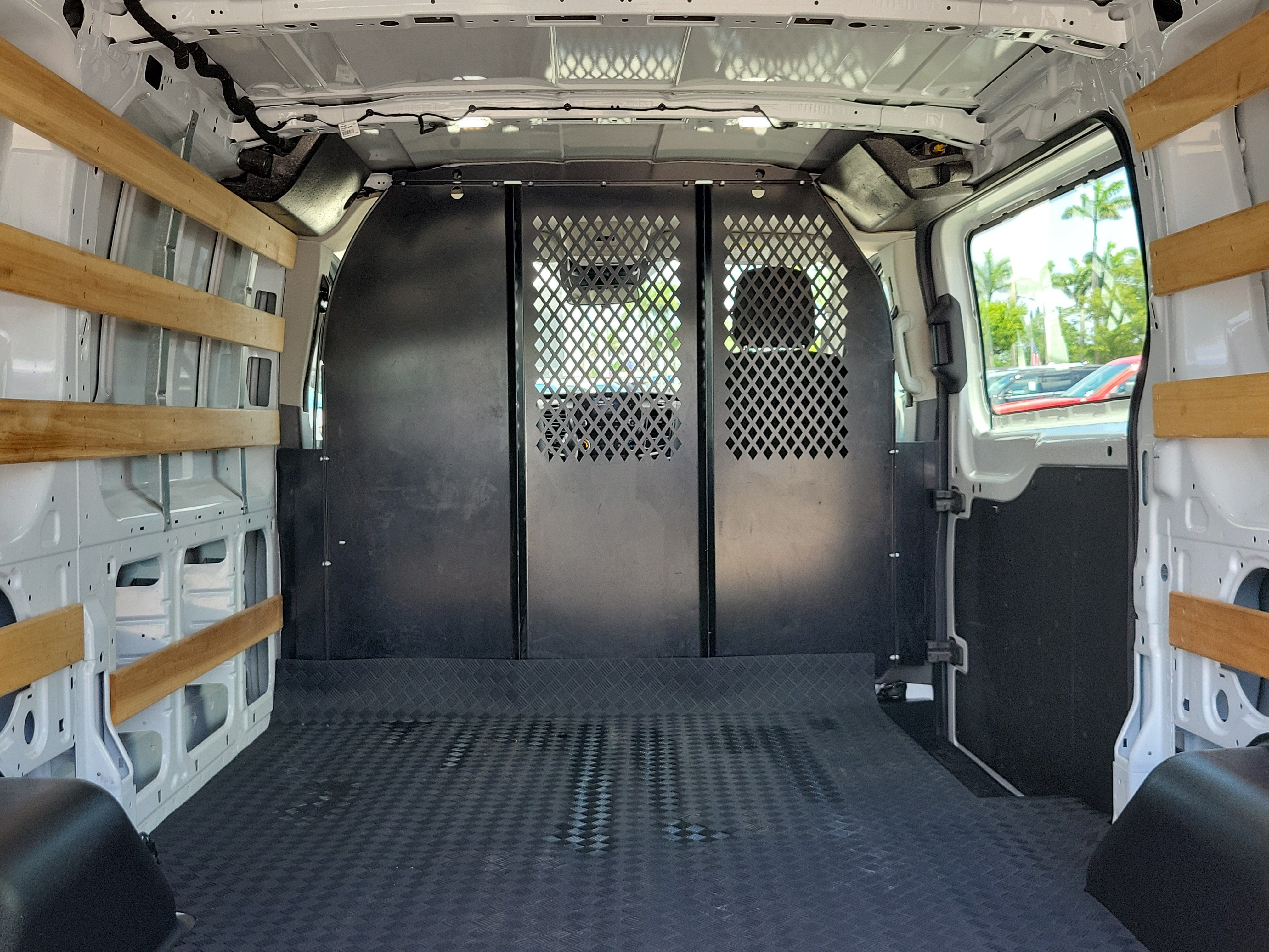 Used 2024 Ford Transit 250 Low Roof w/ Exterior Upgrade Package RWD image 14
