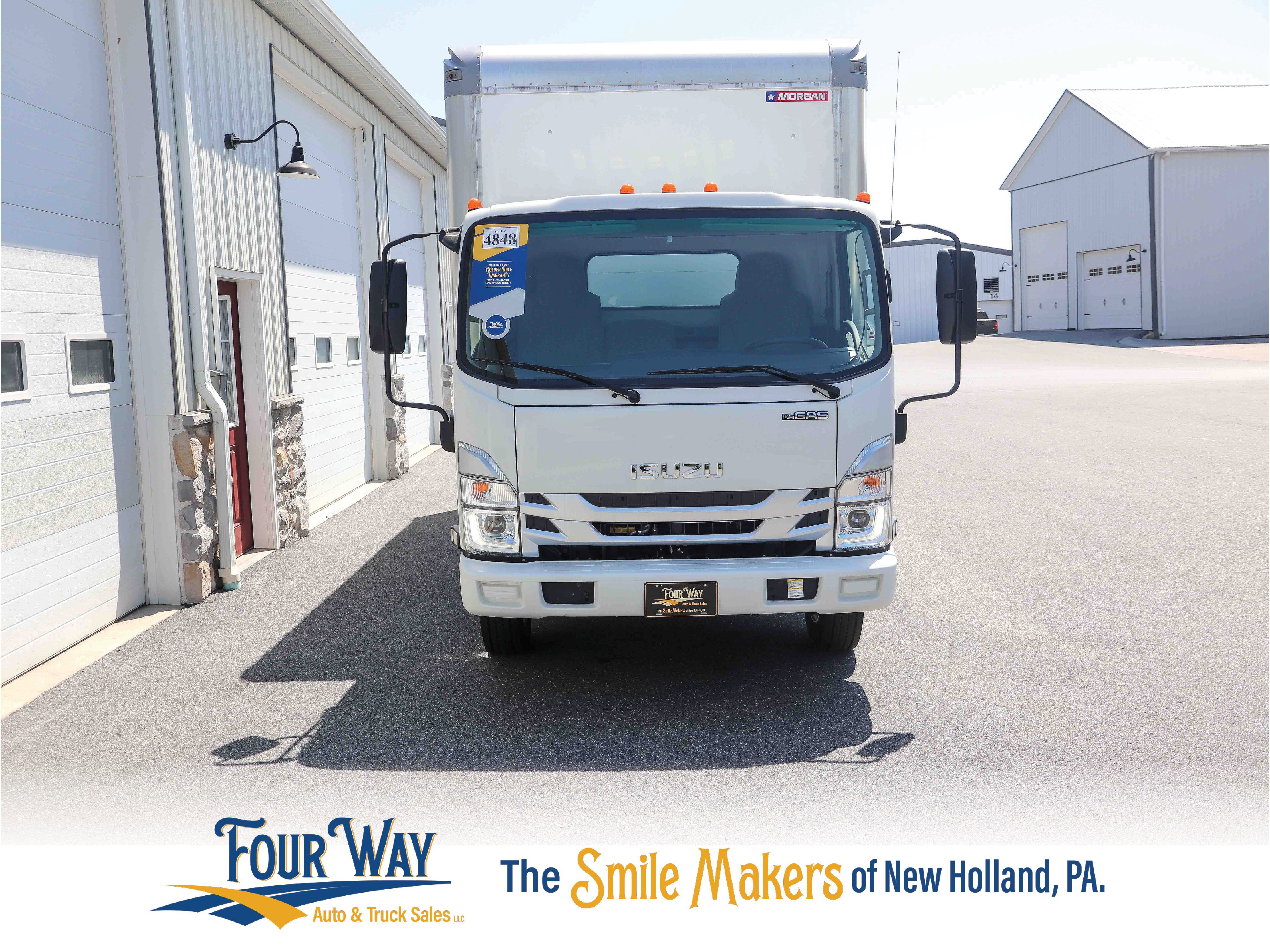 Used 2024 Isuzu NPR image 9