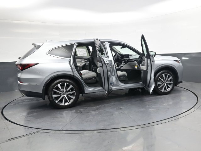 New 2026 Acura MDX w/ Technology Package FWD image 39