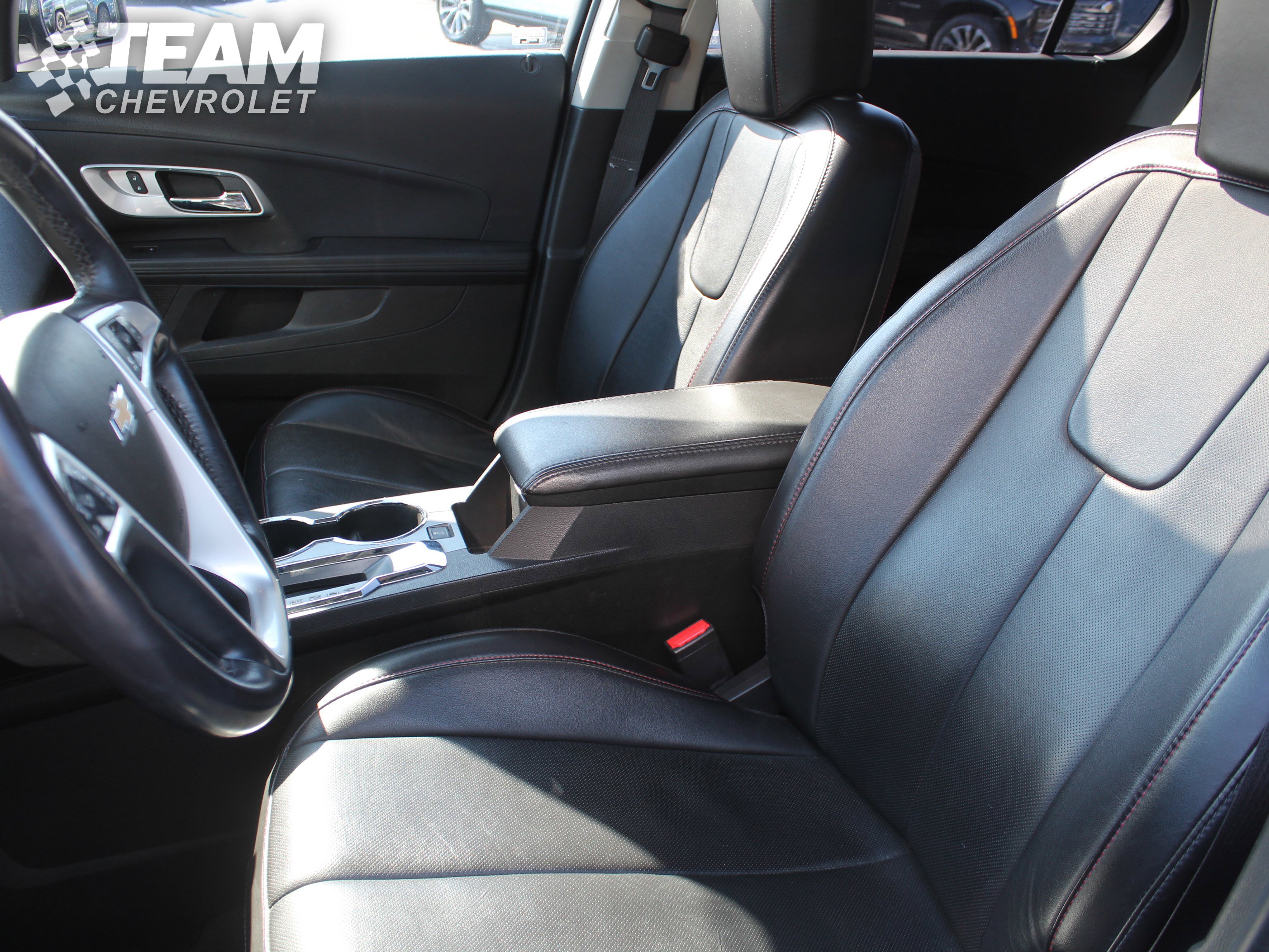 Used 2017 Chevrolet Equinox Premier w/ Enhanced Convenience Package image 11