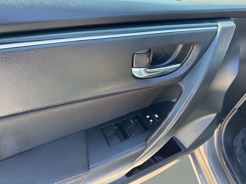 Used 2019 Toyota Corolla LE image 21