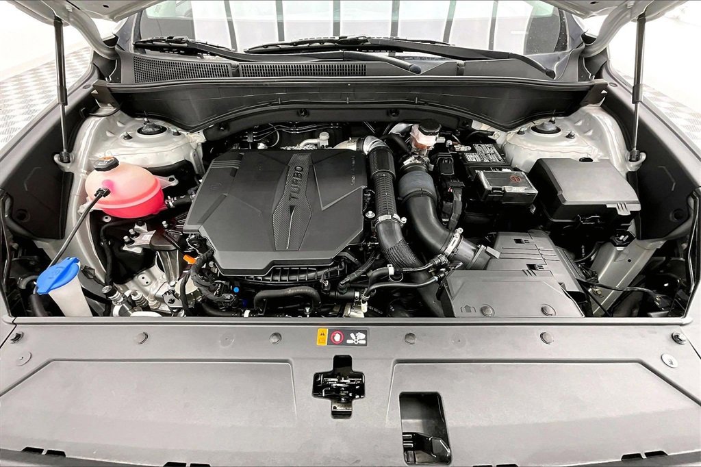 Used 2023 Hyundai Santa Fe Limited image 10