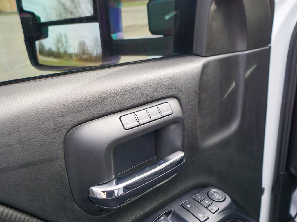 Used 2017 GMC Sierra 2500 SLT w/ All Terrain X HD Package image 17