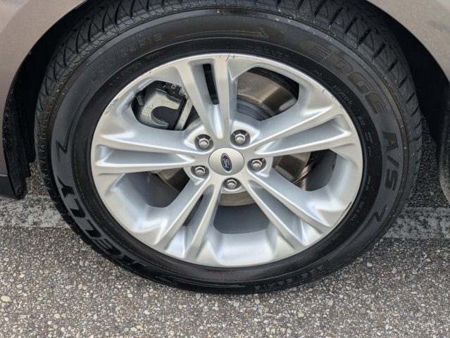 Used 2013 Ford Taurus SEL image 20