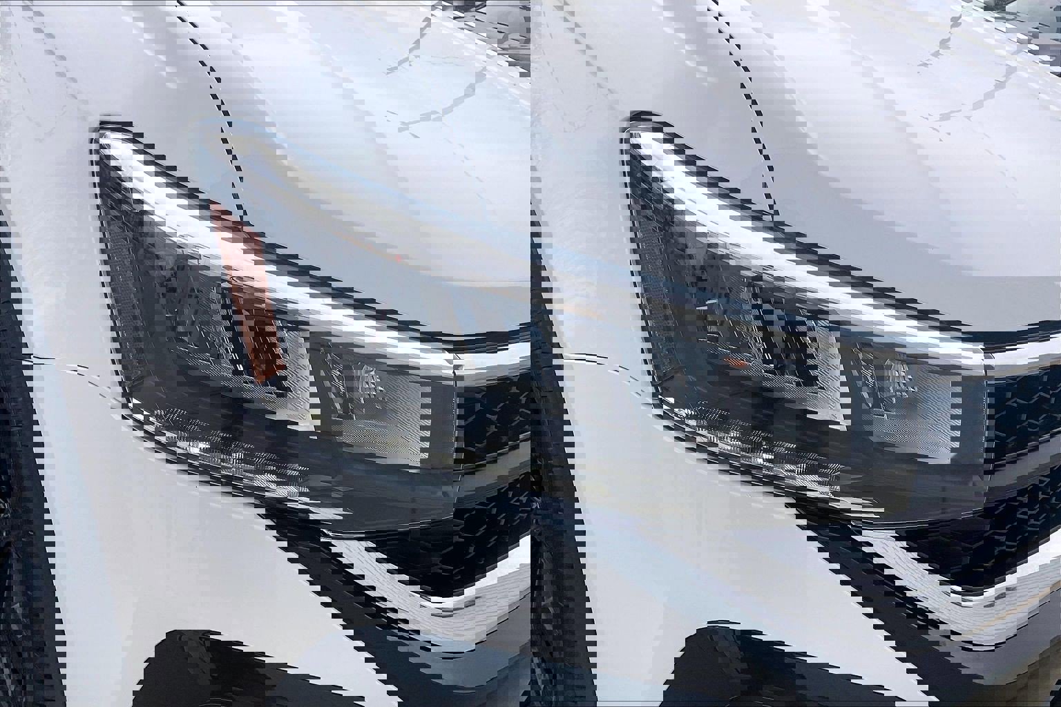 Used 2024 Volkswagen Taos SE image 33