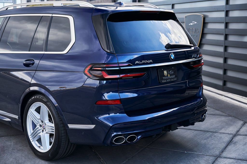 Used 2024 BMW ALPINA XB7 AWD/4WD image 8