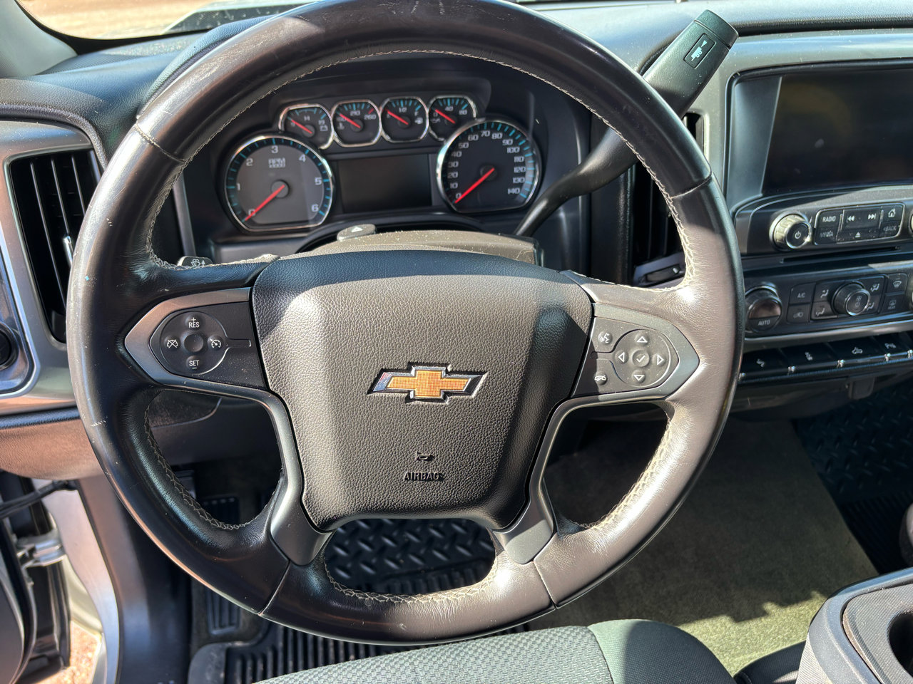 Used 2018 Chevrolet Silverado 1500 LT w/ All Star Edition image 11