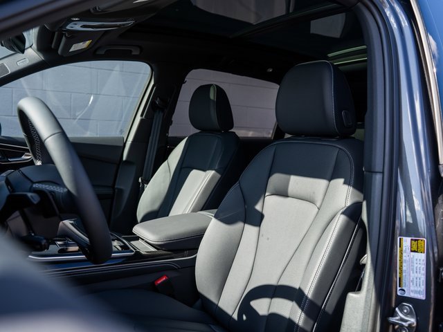 New 2025 Audi Q7 3.0T Premium Plus image 8