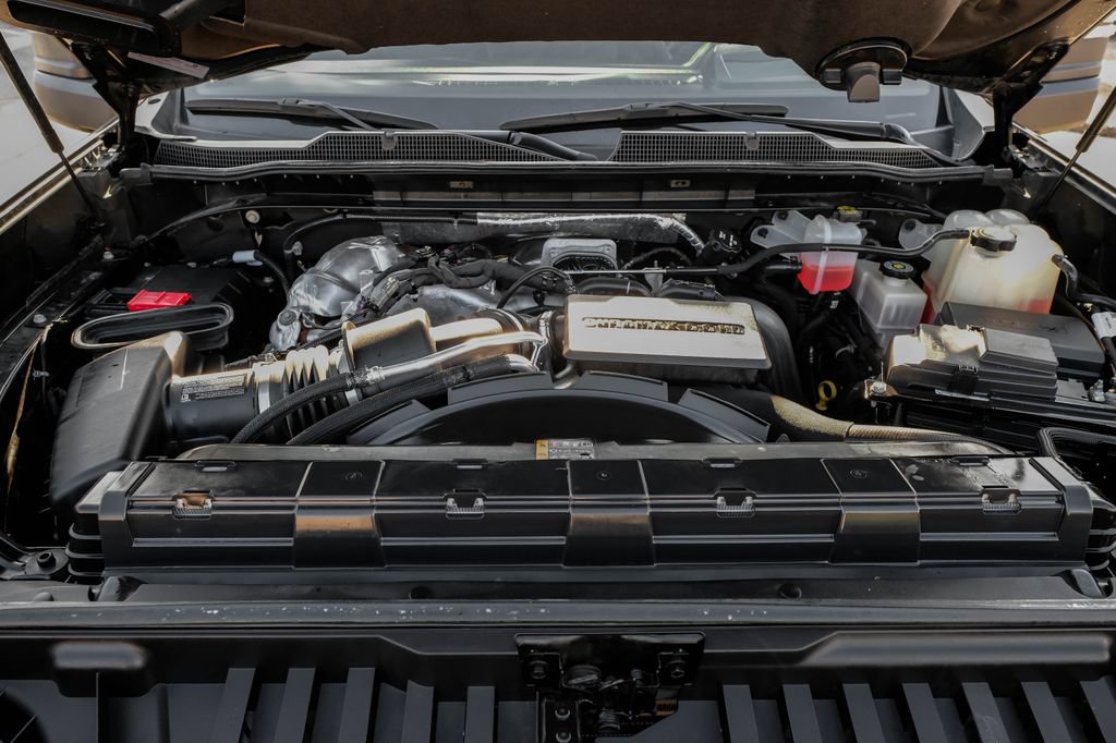 Used 2024 Chevrolet Silverado 3500 High Country w/ High Country Premium Package AWD/4WD image 47