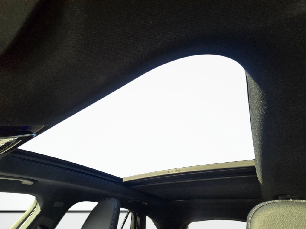Used 2026 Mercedes-Benz GLC 300 4MATIC image 45