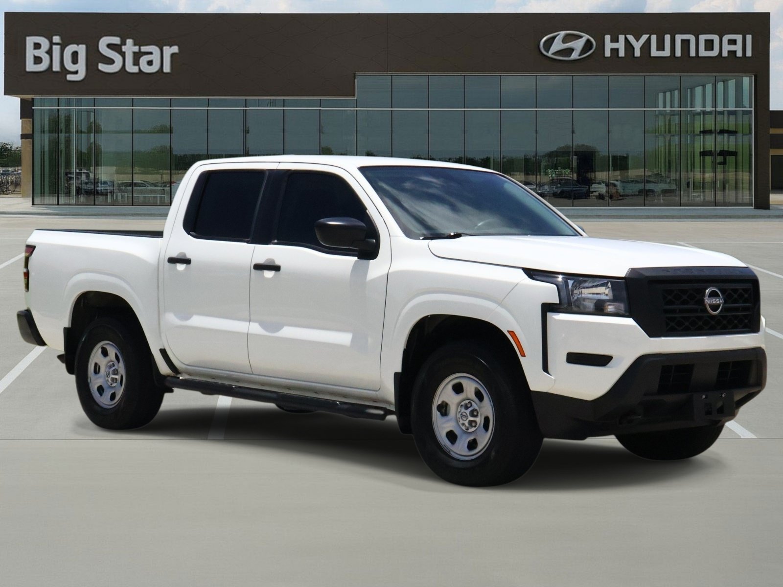 Used 2024 Nissan Frontier S w/ Technology Package AWD/4WD image 6