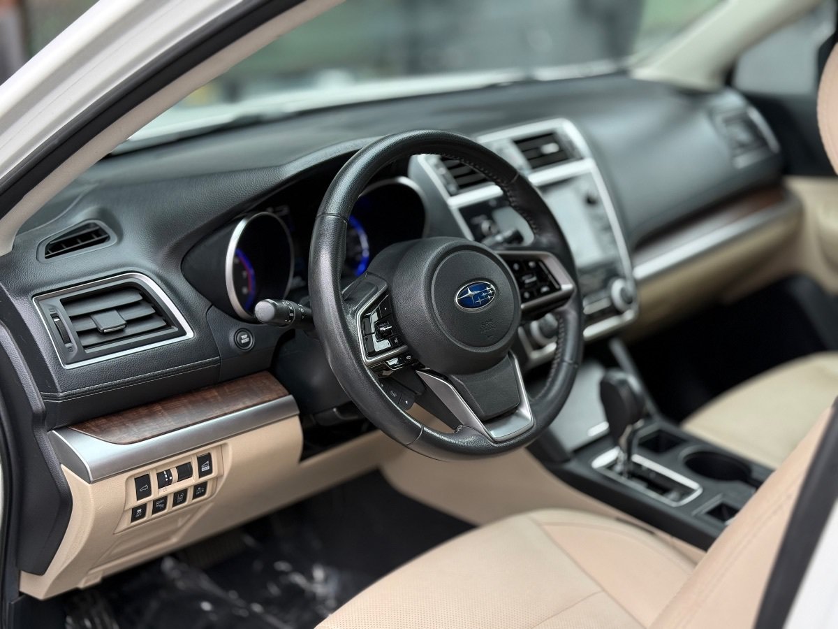 Used 2018 Subaru Outback 2.5i Limited AWD/4WD image 13