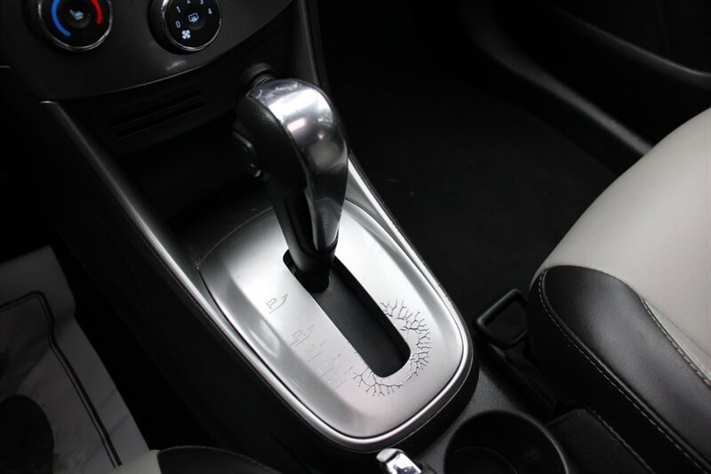 Used 2015 Chevrolet Trax LTZ image 8