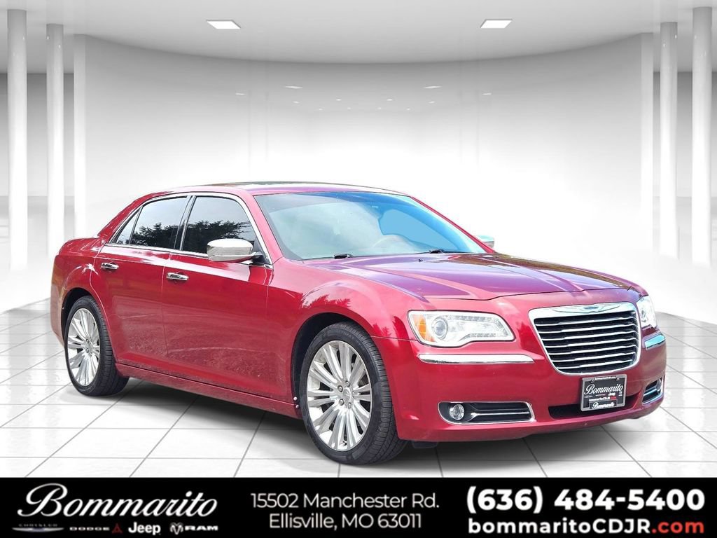 Used 2013 Chrysler 300 C RWD image 1