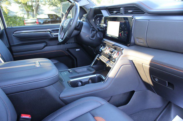 Used 2024 GMC Sierra 3500 AT4 w/ AT4 Premium Plus Package image 20