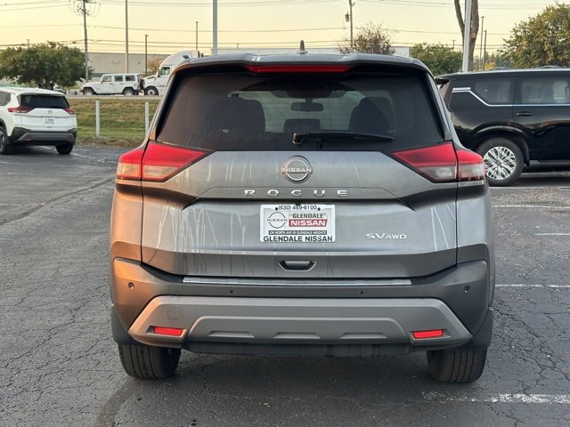 Used 2023 Nissan Rogue SV image 5
