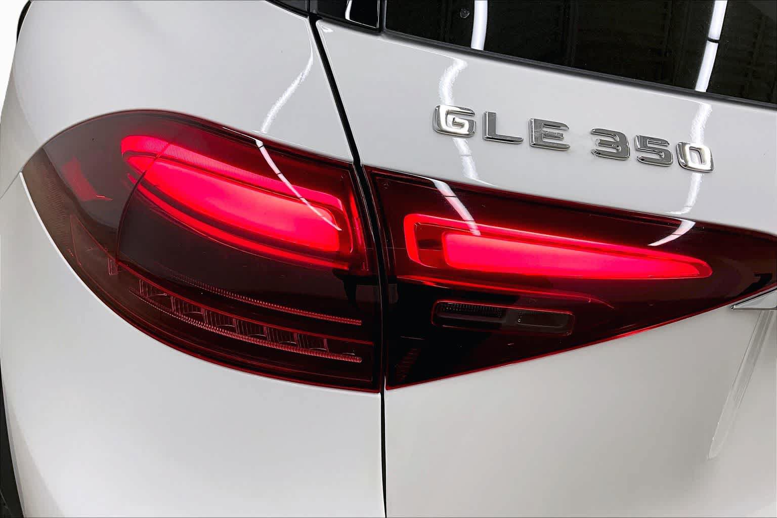 New 2026 Mercedes-Benz GLE 350 4MATIC image 14