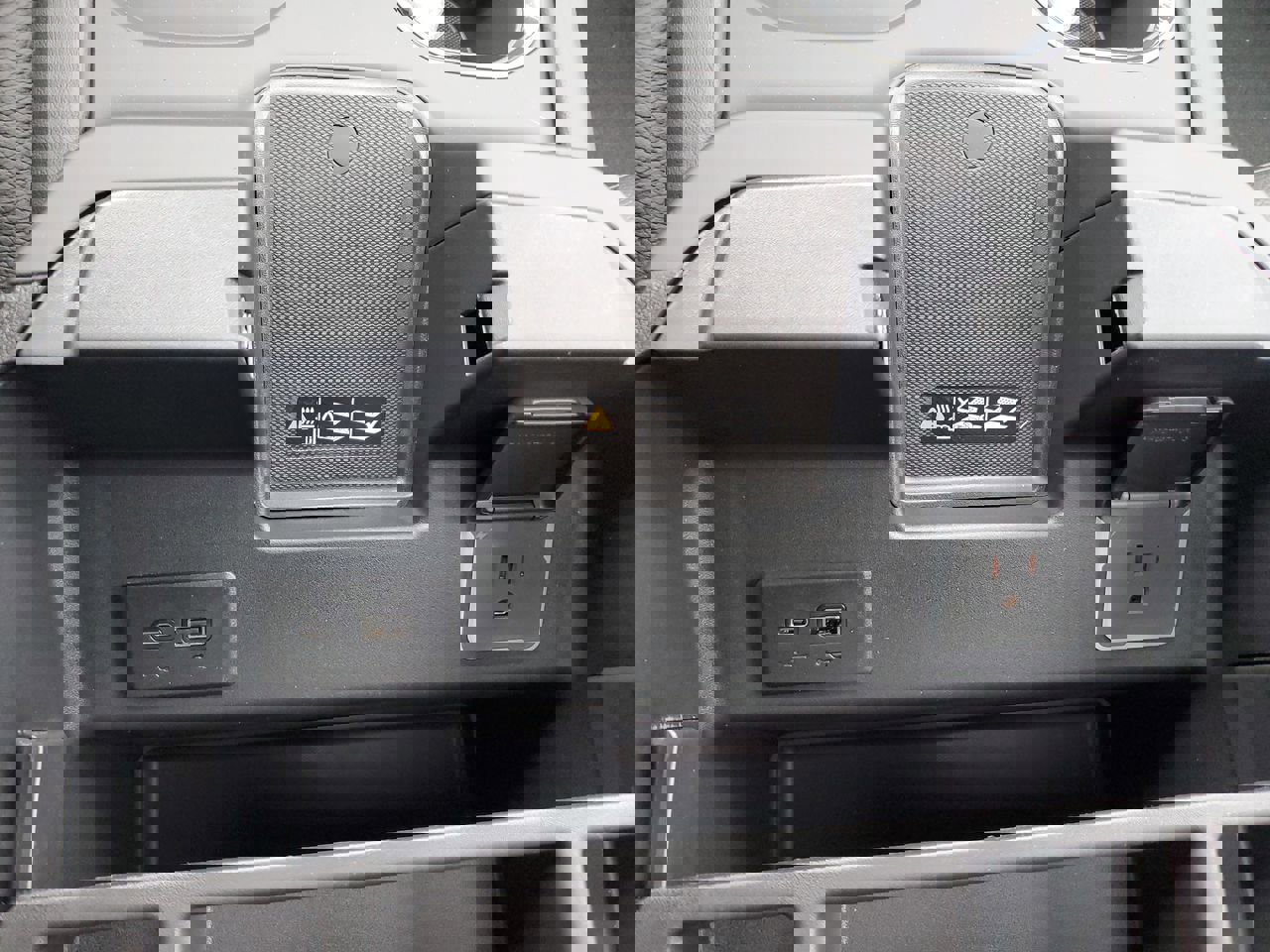 New 2025 GMC Sierra 3500 Denali w/ Denali Reserve Package image 72