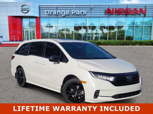 Used 2024 Honda Odyssey Sport image 1