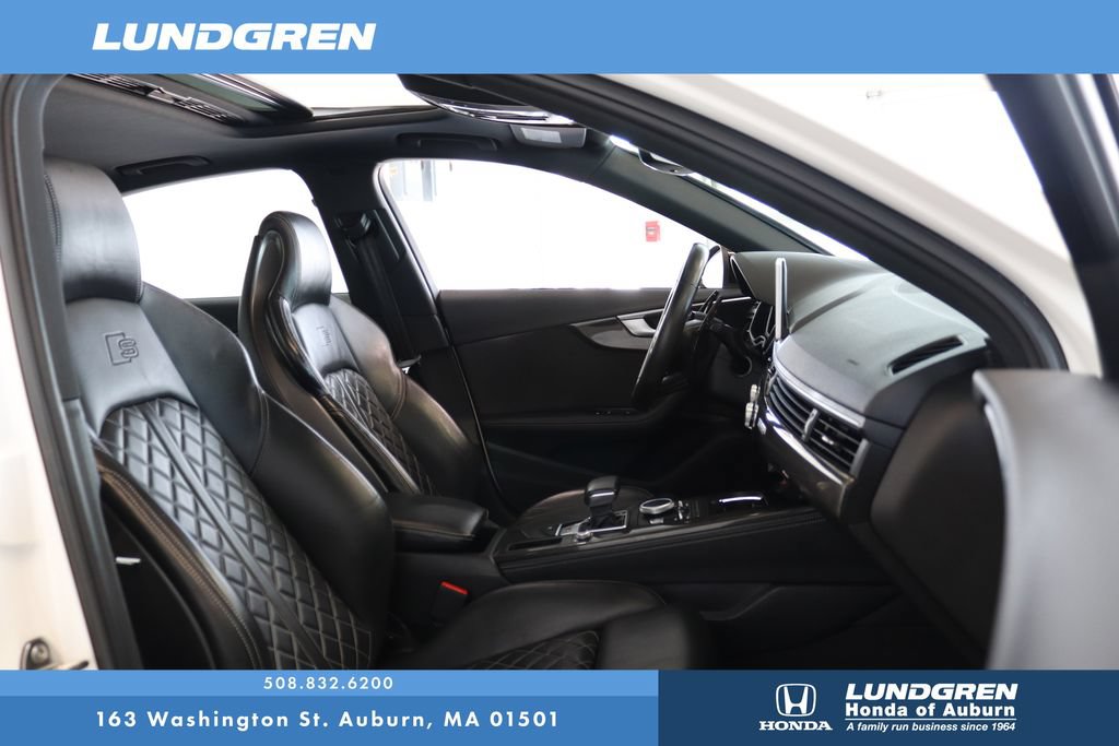 Used 2019 Audi S4 Premium Plus w/ Premium Plus Package AWD/4WD image 18
