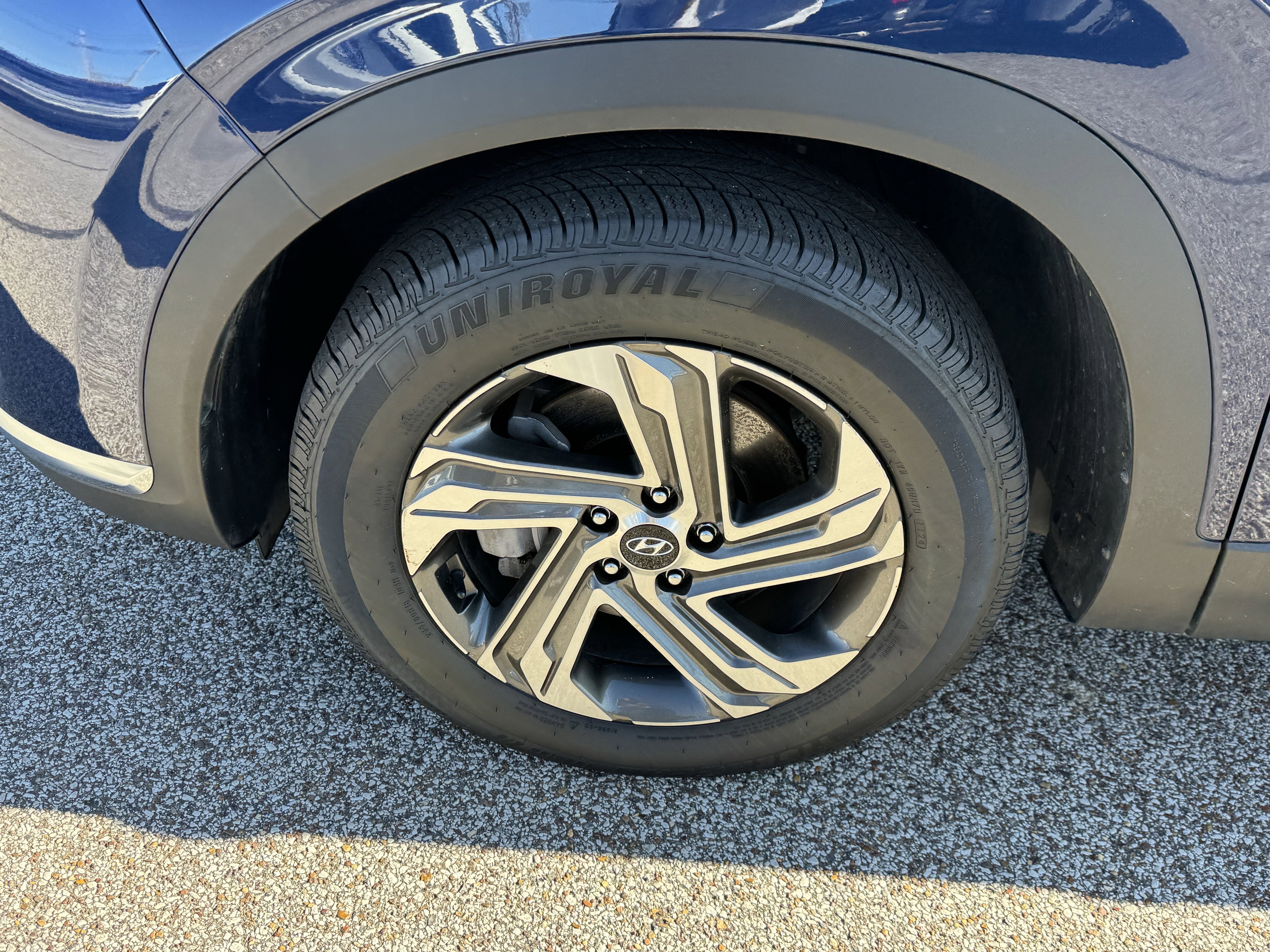 Used 2022 Hyundai Santa Fe SEL w/ Convenience + Premium Package image 9