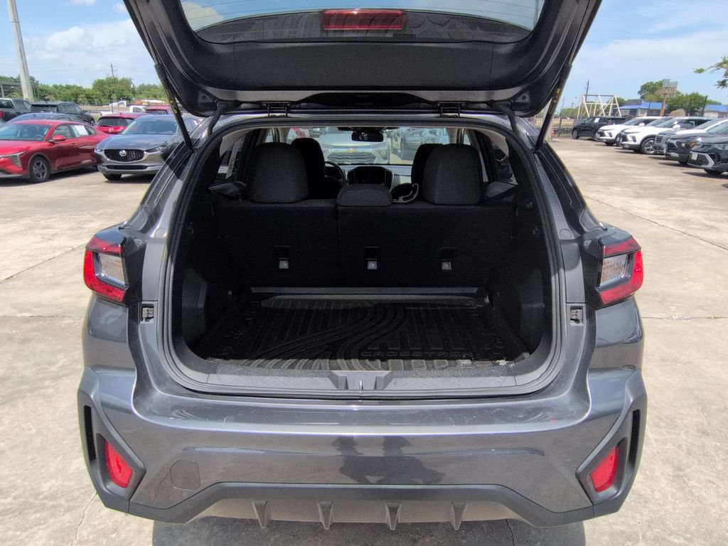 Used 2025 Subaru Crosstrek 2.5i Premium AWD/4WD image 28