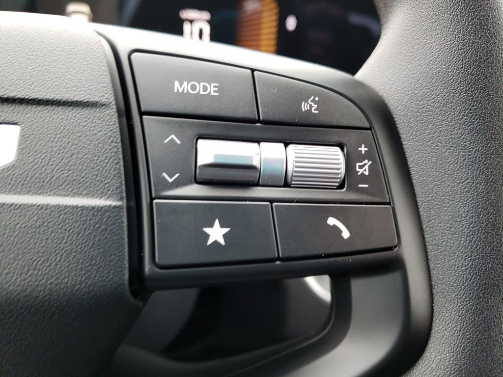 New 2025 Kia K4 LXS image 12