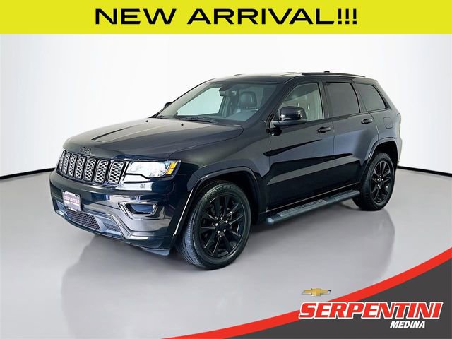 Used 2018 Jeep Grand Cherokee Altitude