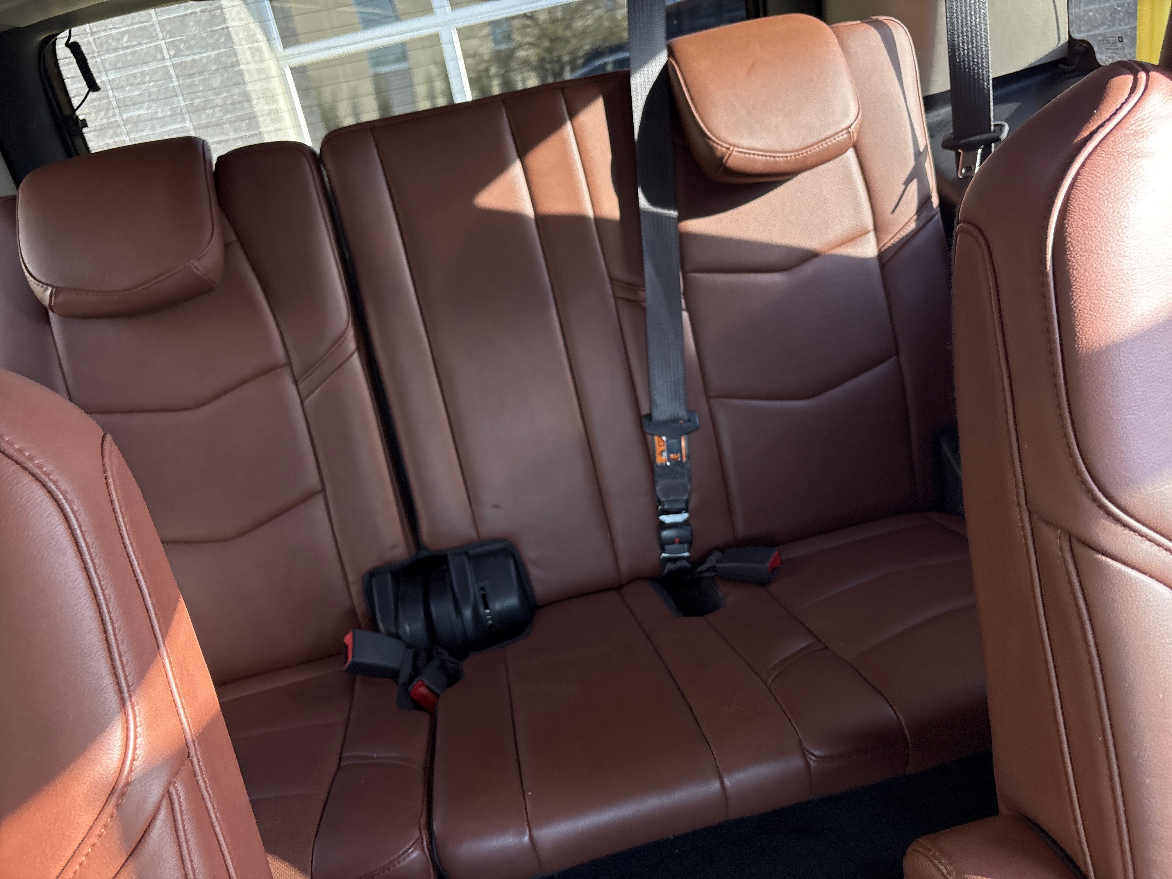 Used 2020 Cadillac Escalade Premium Luxury w/ LPO, Radiant Package image 32