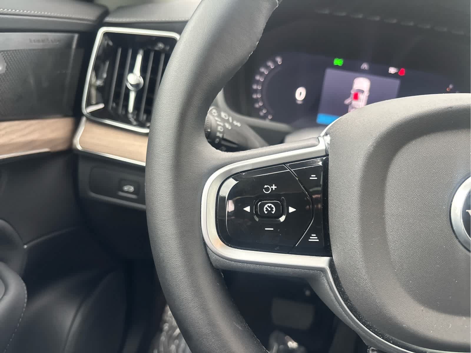 Used 2026 Volvo XC90 B6 Plus AWD/4WD image 26