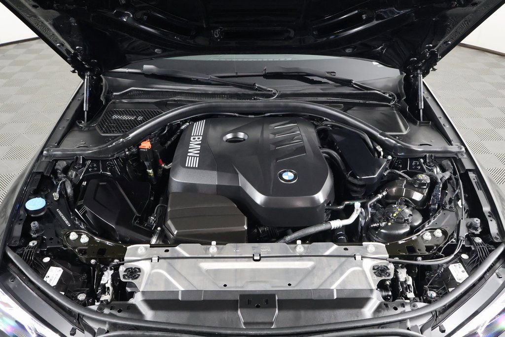 Used 2025 BMW 330i Sedan w/ Convenience Package image 15
